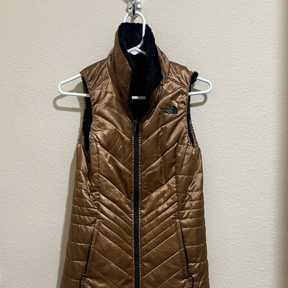 The North Face Jackets & Blazers - The North Face Women's Tan Quilted Vest